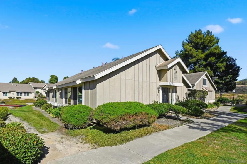 7061 Appian Drive #B photo 26
