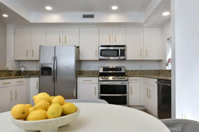 10918 Morrison Street #3 photo 7