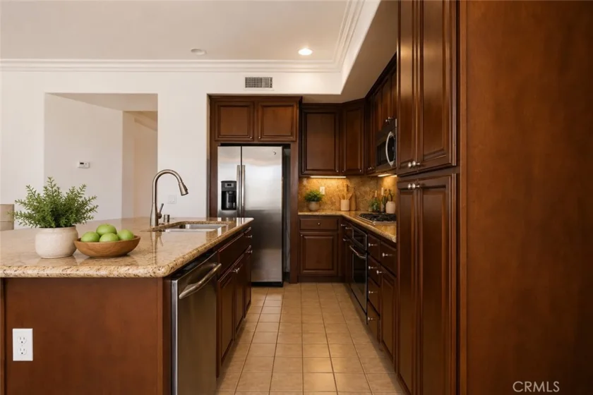 8807 Cuyamaca photo 18