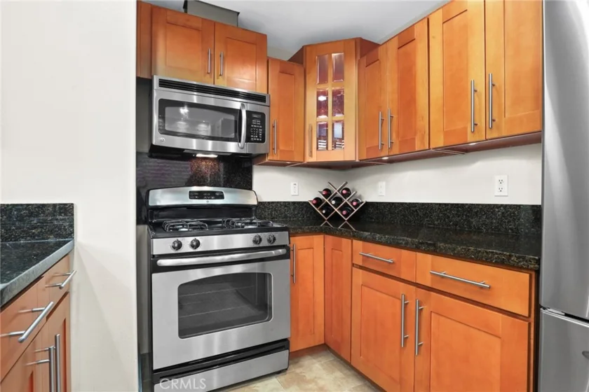 879 Michigan #G photo 8