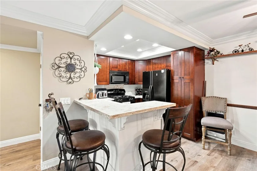 5841 Portsmouth photo 33