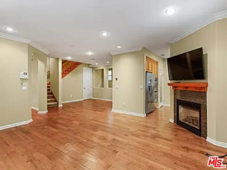 1810 S Barrington Avenue #5 photo 26