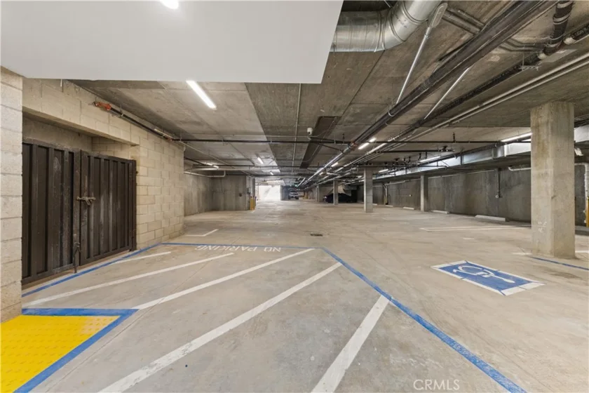 176 N Catalina Avenue #404 photo 45