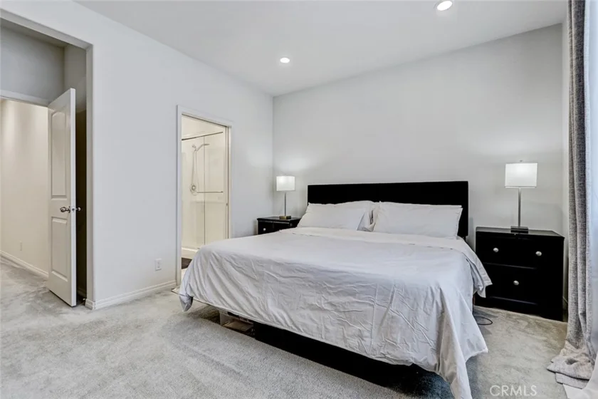 629 S Kinney photo 6