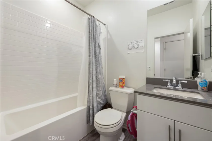 5240 Beachfront Cove #89 photo 21