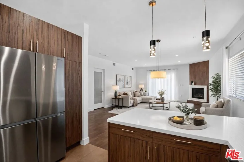 11023 Fruitland Drive #401 photo 1