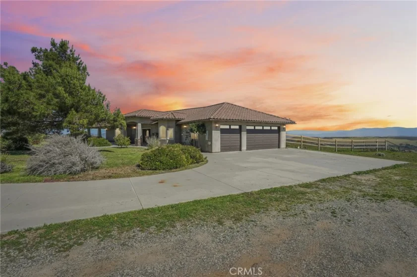 40000 Valle Vista photo 1