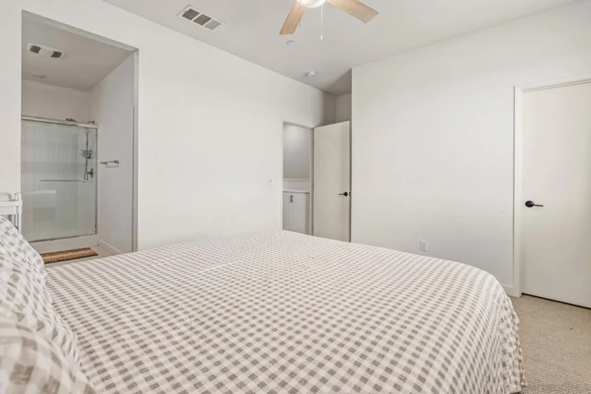 5310 Seacliff Place #11 photo 4