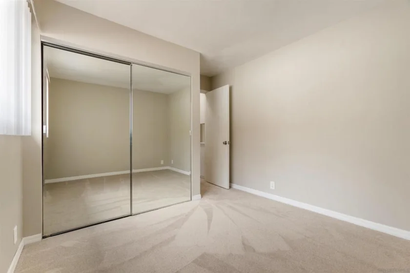 8746 Villa La Jolla Drive #51 photo 23
