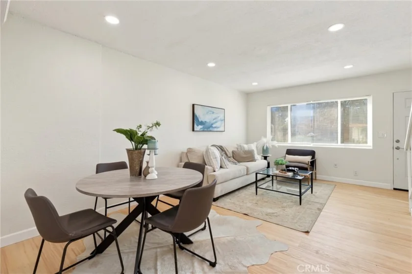 648 W Main #D photo 5