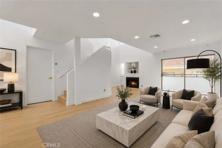 6036 Hazelhurst #c photo 1