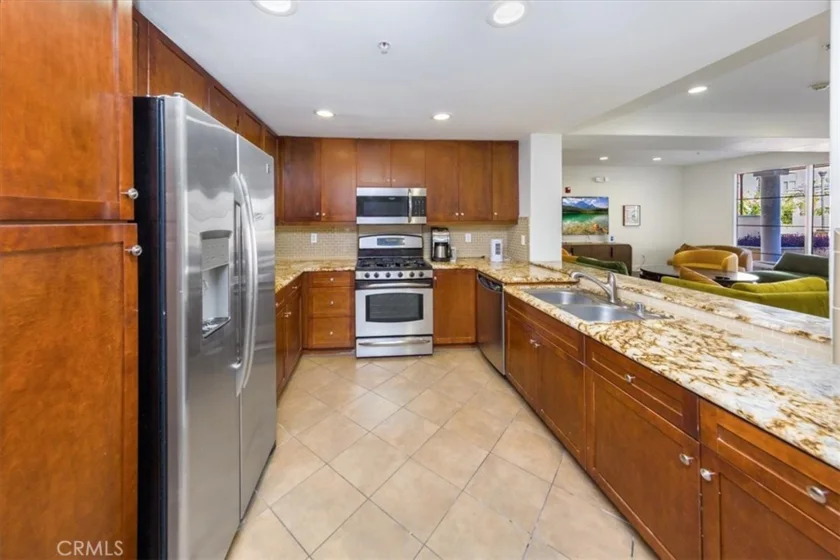 360 W Avenue 26 #419 photo 19