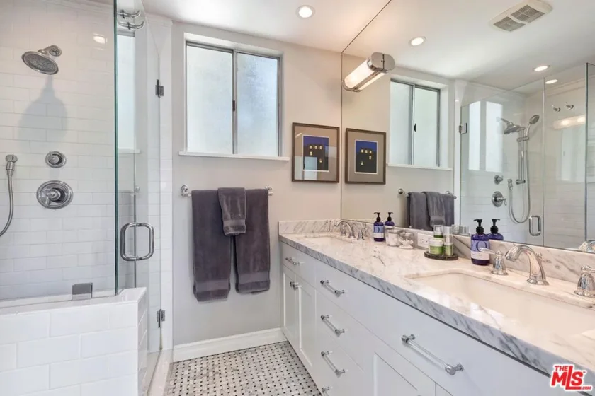 1134 Alta Loma Road #305 photo 22