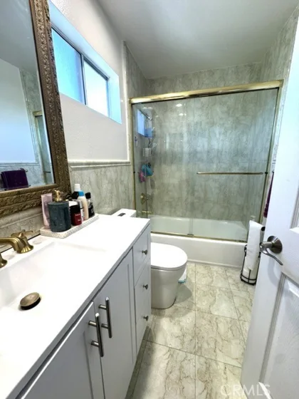 6828 Laurel Canyon Boulevard #211 photo 16