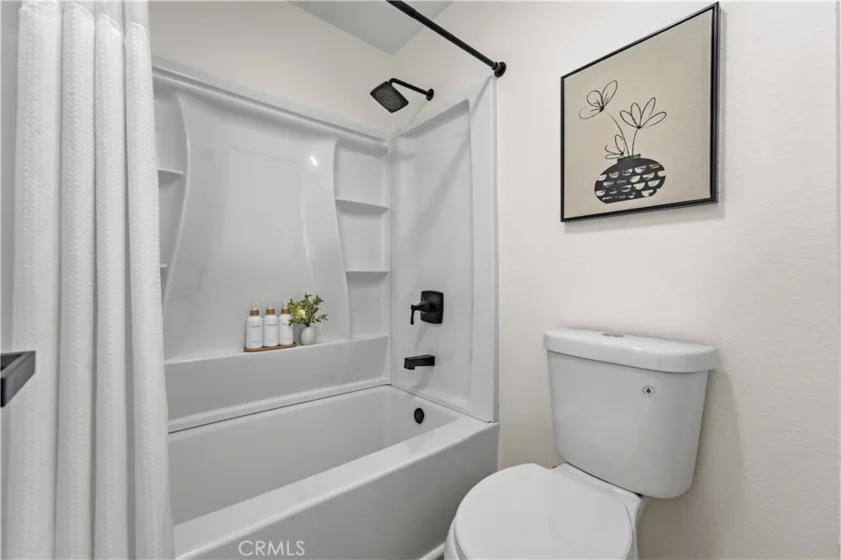 278 N Wilshire #B31 photo 20