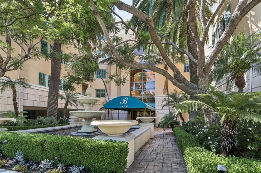 11500 San Vicente Boulevard #214 photo 1