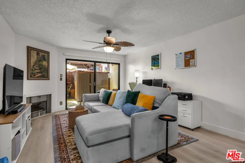 620 W Hyde Park Boulevard #111 photo 30