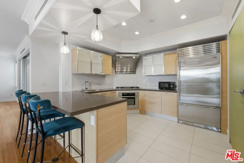 8121 Norton Avenue #201 photo 9