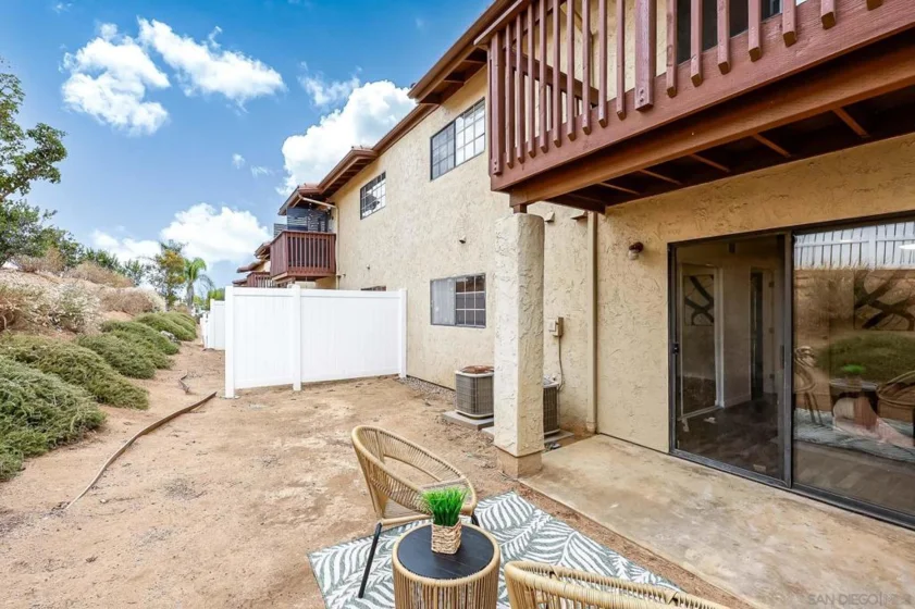 440 Citracado Parkway #5 photo 36