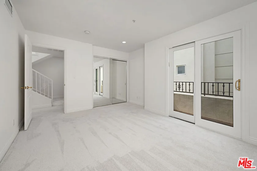 1217 Yale Street #103 photo 26