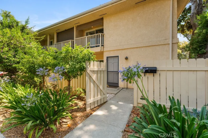 18411 Strathern Street #1 photo 1