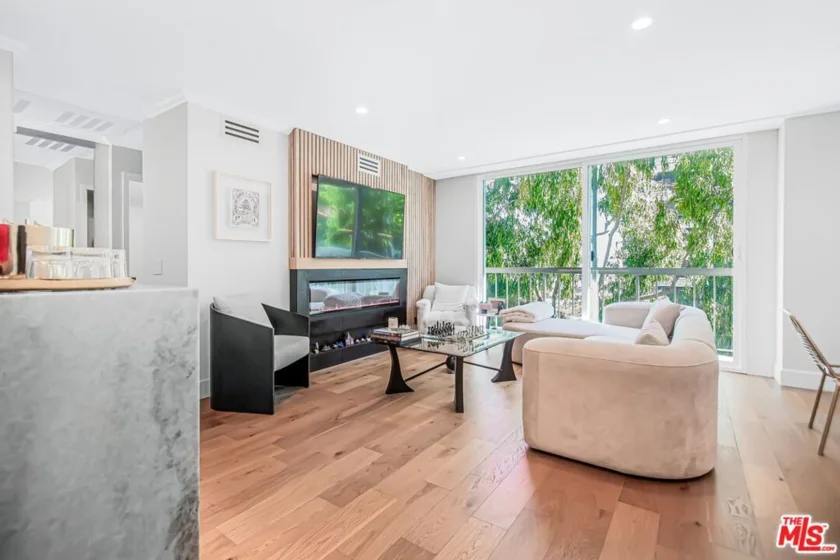 10751 Wilshire Boulevard #801 photo 1