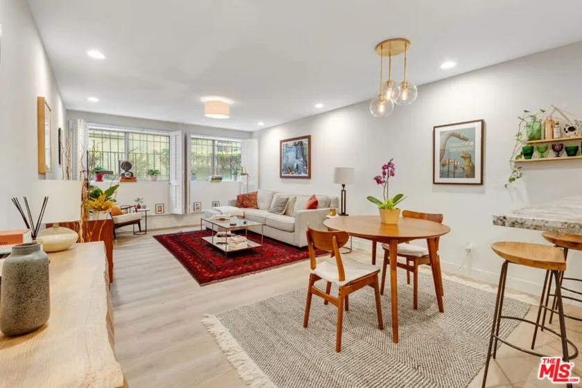 532 N Rossmore Avenue #112 photo 1