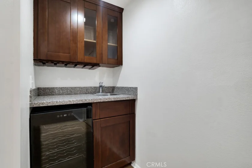 7240 Shirley #102 photo 11