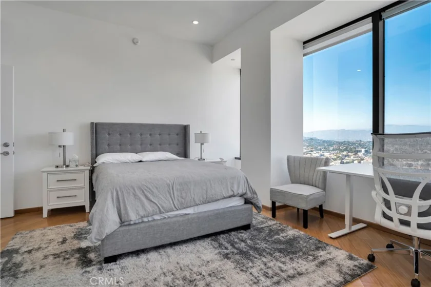 1100 Wilshire Boulevard #3302 photo 17