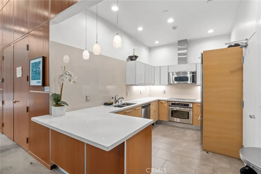 801 S Grand #1611 photo 8
