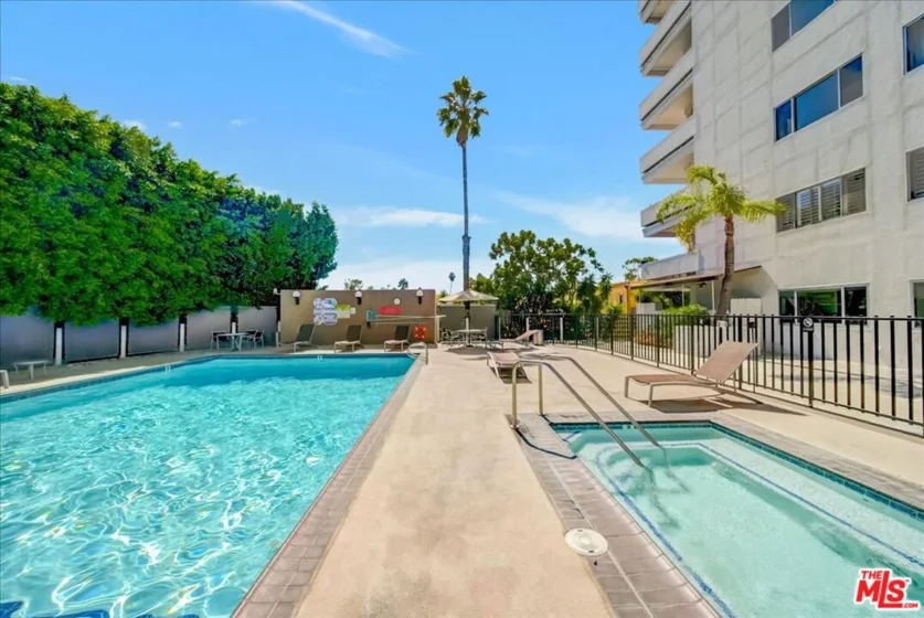 7250 Franklin Avenue #309 photo 1