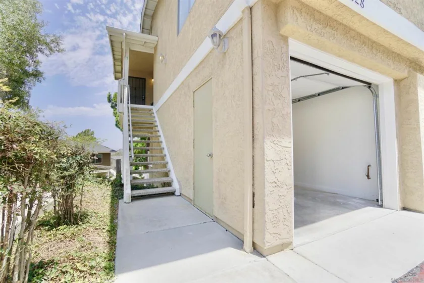 4228 Vista Del Rio Way #1 photo 23