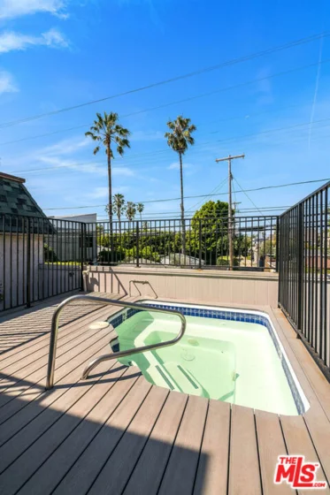 445 Washington Boulevard #10 photo 13