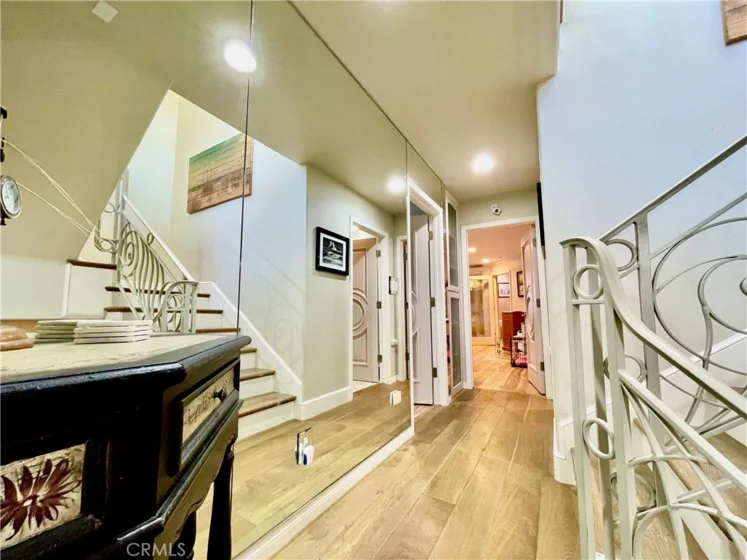 721 W 27th #1 photo 10