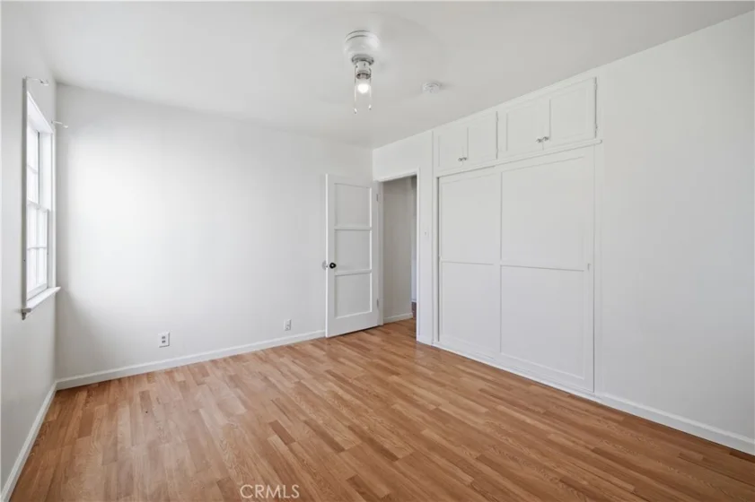 511 E Maple photo 24