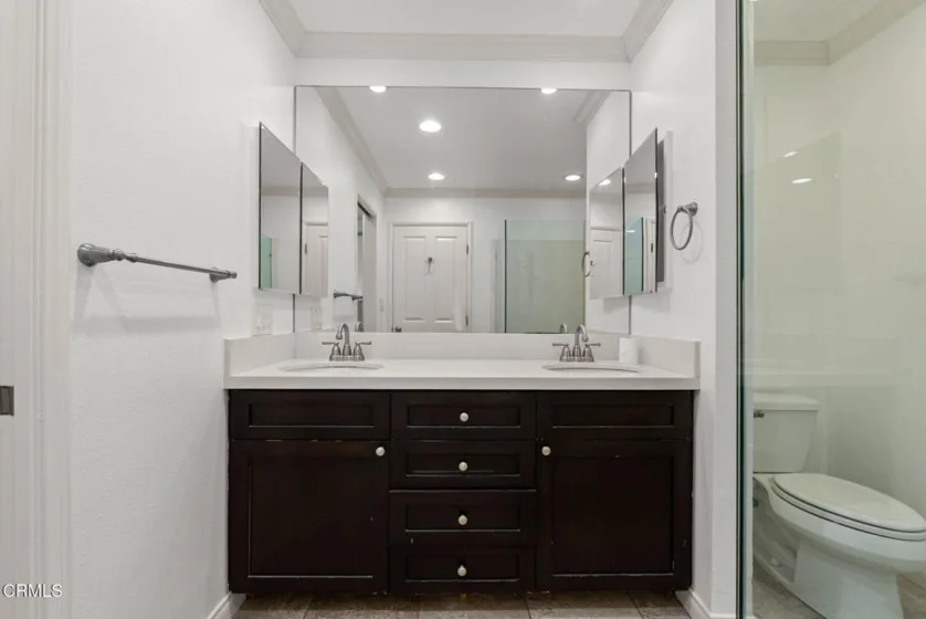 5325 Newcastle Avenue #126 photo 14