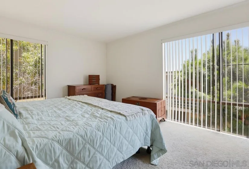 2942 Lawrence Street photo 40