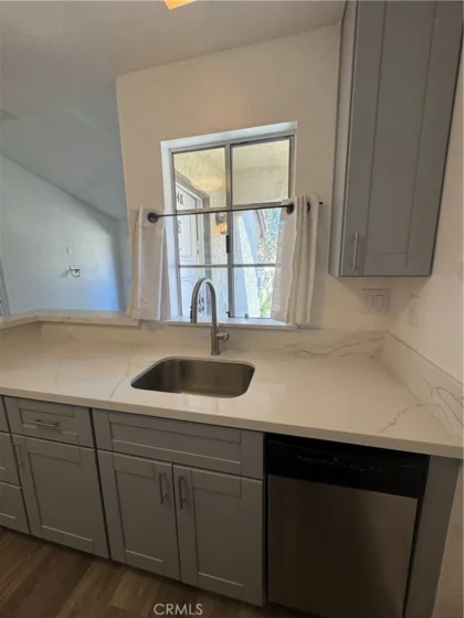 26152 Sanz #248E photo 8