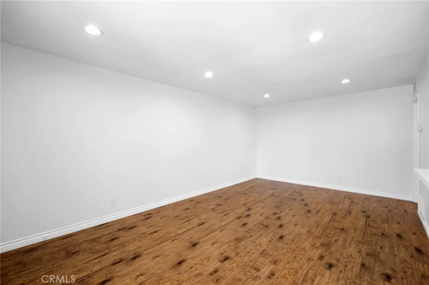 4558 Willis Avenue #203 photo 8