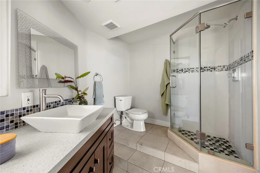 1323 N Spurgeon #23 photo 33