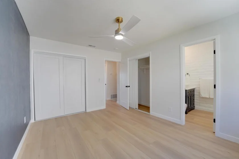 831 E 3rd Avenue #5 photo 15
