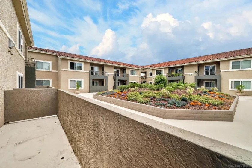 7545 Charmant Drive #1301 photo 15