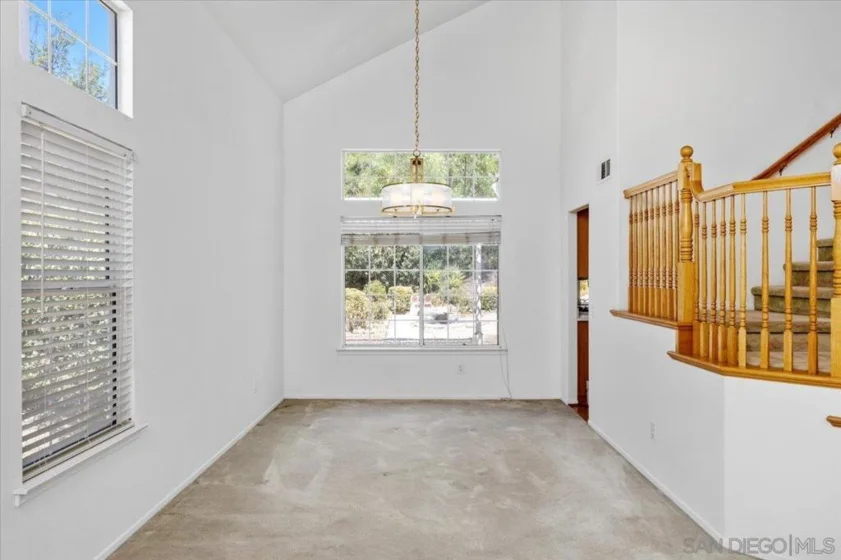 32158 Camino Seneco photo 8