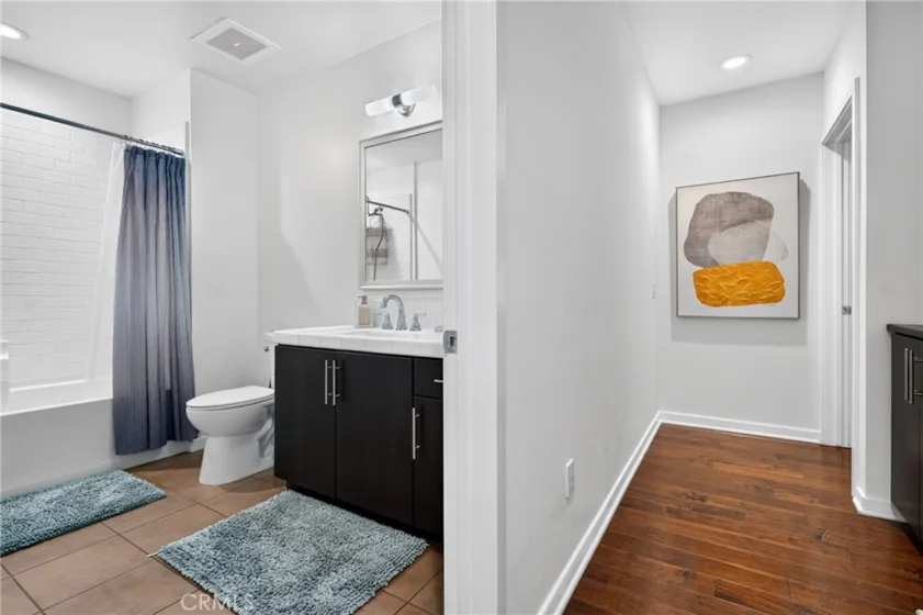 21 Gramercy #218 photo 26