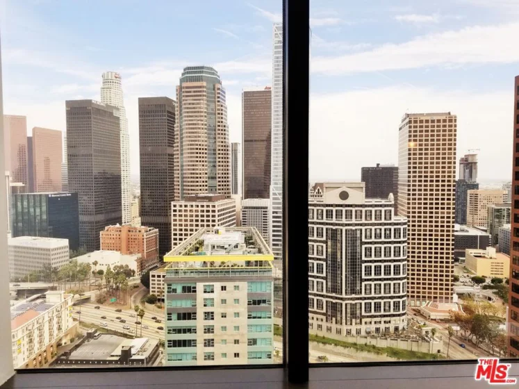 1100 Wilshire Boulevard #2610 photo 7