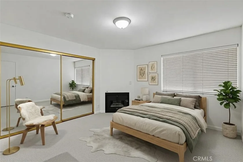 1434 S Point View Street #103 photo 3
