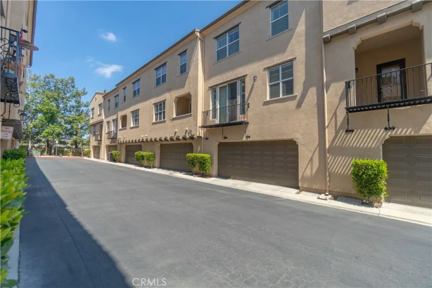 4432 Owens #101 photo 11