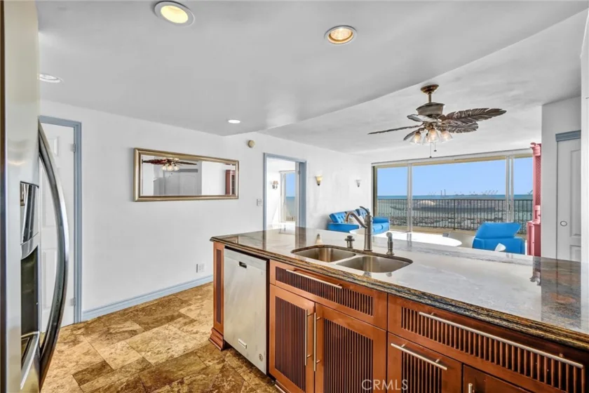 700 E Ocean #3107 photo 9