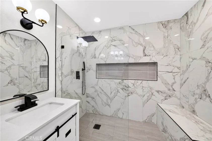 4657 Larwin photo 20