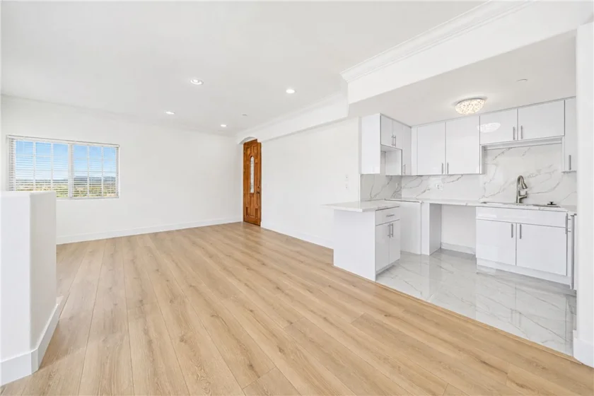 421 E Santa Anita #301 photo 26